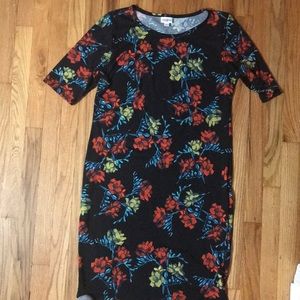 EUC LuLaRoe Julia. Black floral. EUC